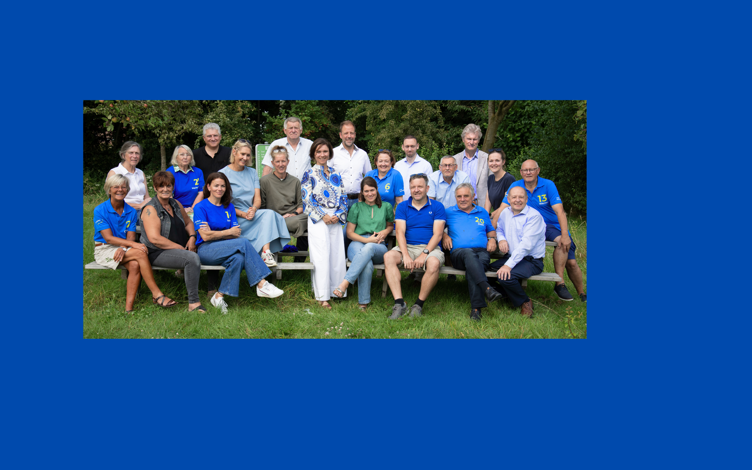 Lijst Burgemeester Lennik team groepsfoto Lijst Burgemeester Lennik team groepsfoto